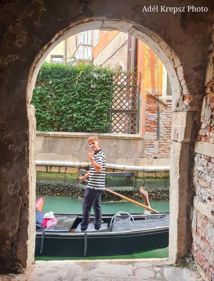 Residence Castello Venezia Exteriör bild